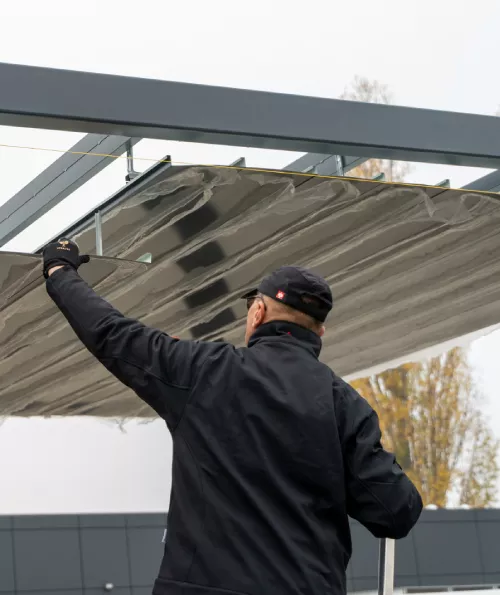 Durch die modulare Bauweise der STARK Carports ist eine einfache Selbstmontage möglich.