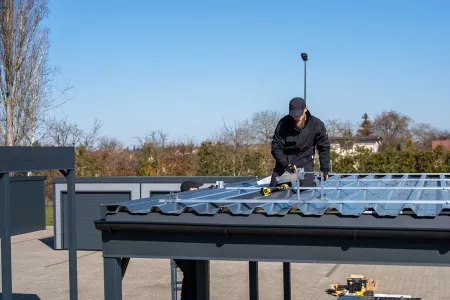 Photovoltaikanlage auf Carport montieren - Solarcarport bauen