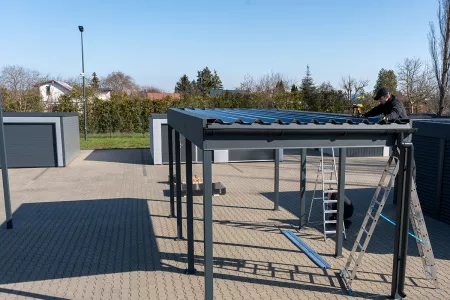 Photovoltaikanlage auf Carport montieren - Solarcarport bauen