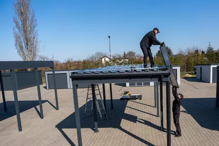 Photovoltaikanlage auf Carport montieren - Solarcarport bauen