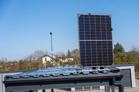 Photovoltaikanlage auf Carport montieren - Solarcarport bauen