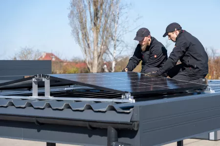 Photovoltaikanlage auf Carport montieren - Solarcarport bauen