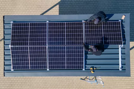 Photovoltaikanlage auf Carport montieren - Solarcarport bauen