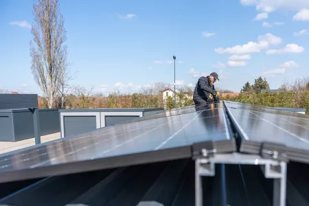 Photovoltaikanlage auf Carport montieren - Solarcarport bauen