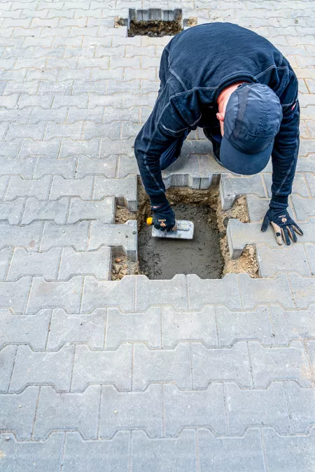 Carport Fundamente erstellen mit einem Minibagger und Erdbohrer