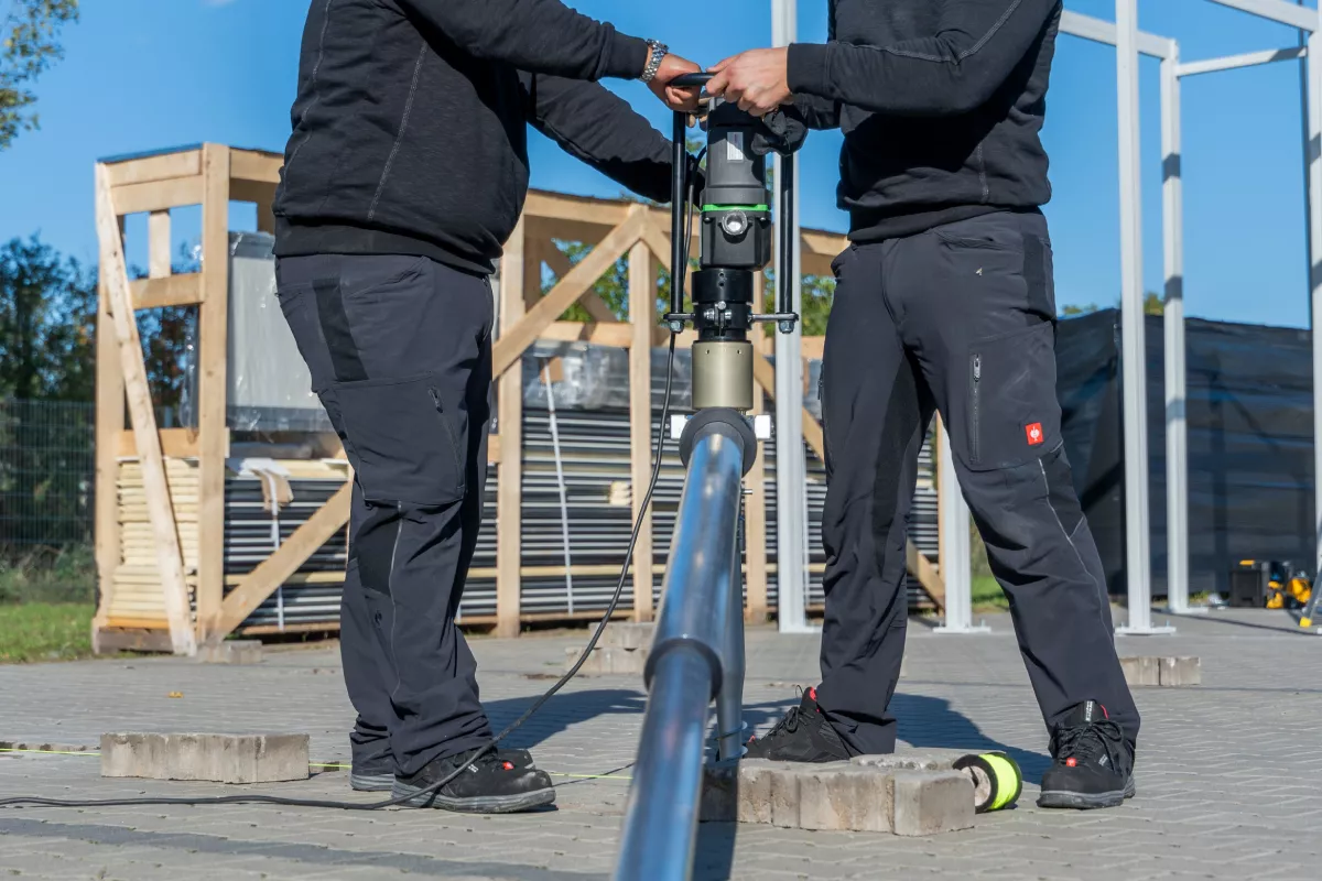 Baudiscount Carport Schraubfundamente vom Profi montieren lassen