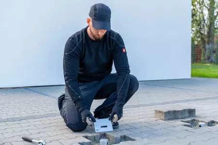 Baudiscount Carport Schraubfundamente vom Profi montieren lassen