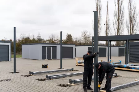 Montage der tragenden Carport Pfosten