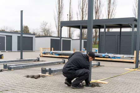 Montage der tragenden Carport Pfosten